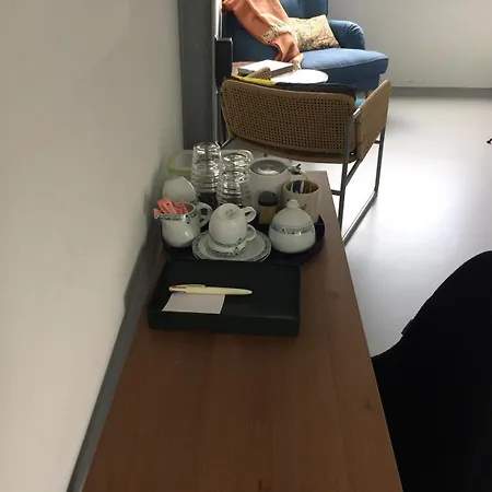 Reiwa Oda ve Kahvaltı