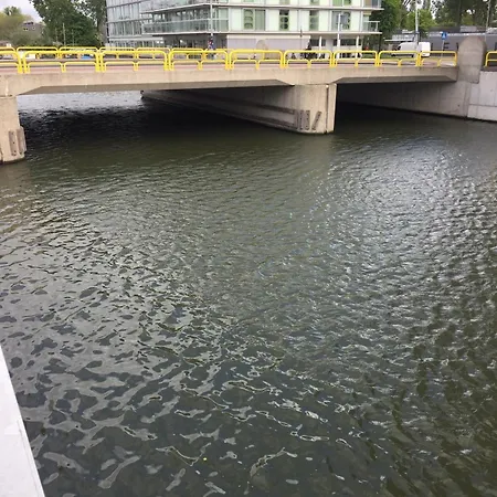 Reiwa Bed & Breakfast Amsterdam